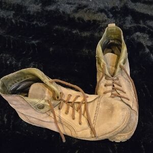 Women's Tan Leather Boots